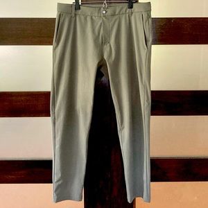 Lululemon Men’s Commission Classic - Fit Pant